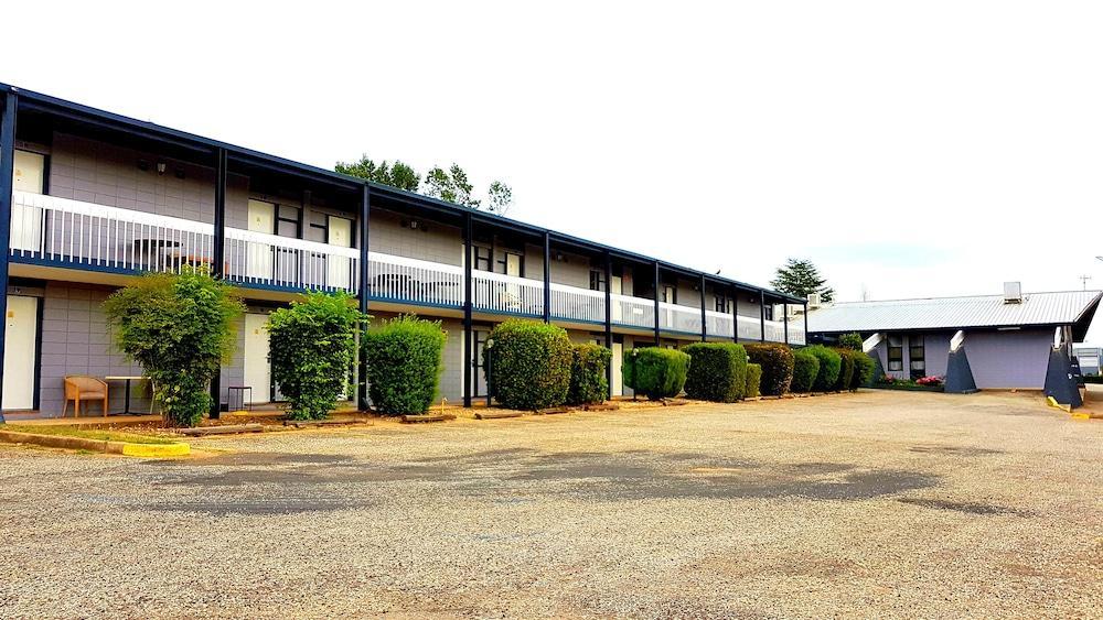 Snow Season Motor Inn Cooma Esterno foto