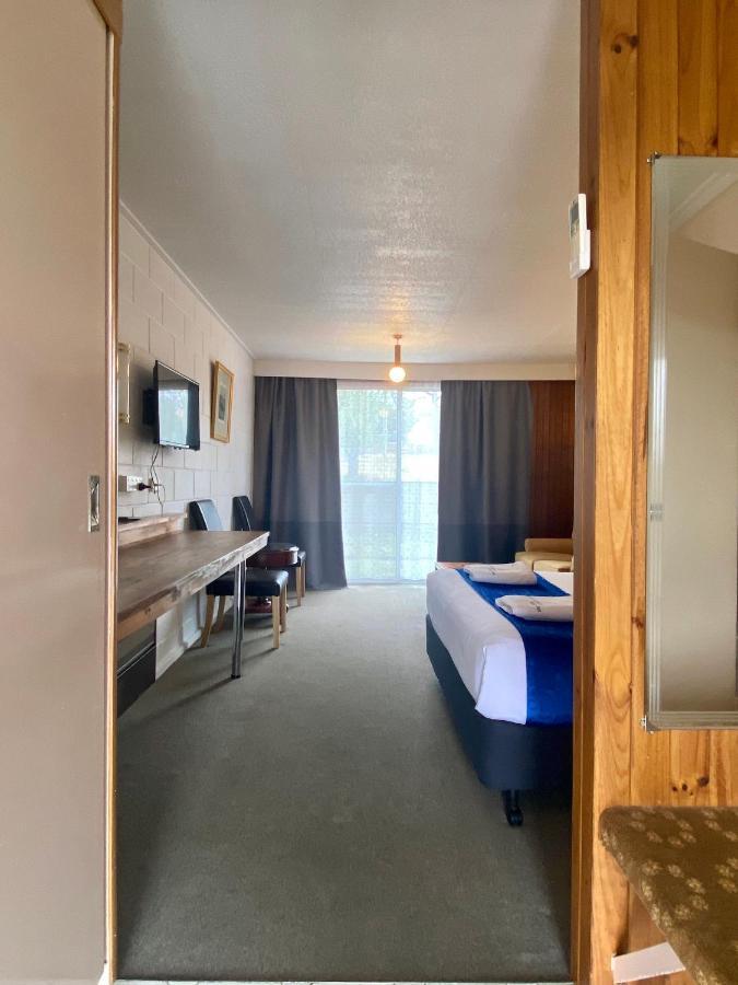 Snow Season Motor Inn Cooma Esterno foto