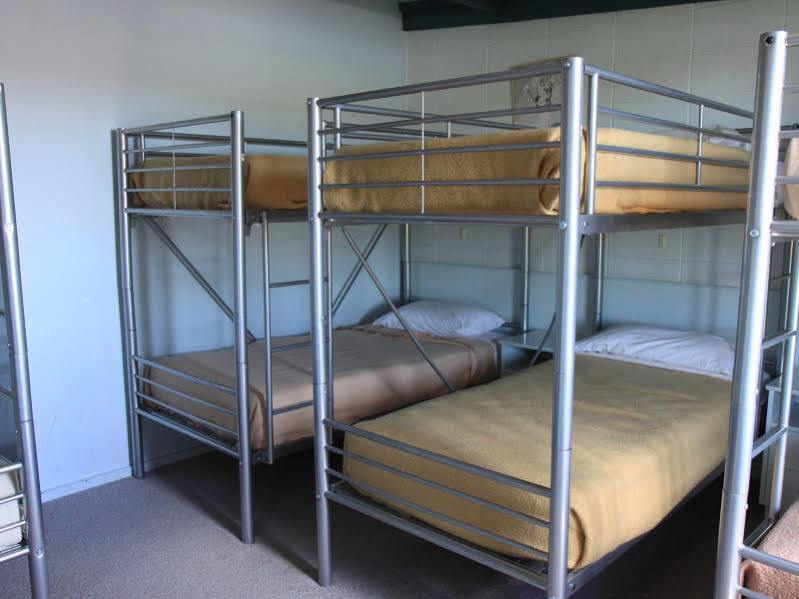 Snow Season Motor Inn Cooma Esterno foto