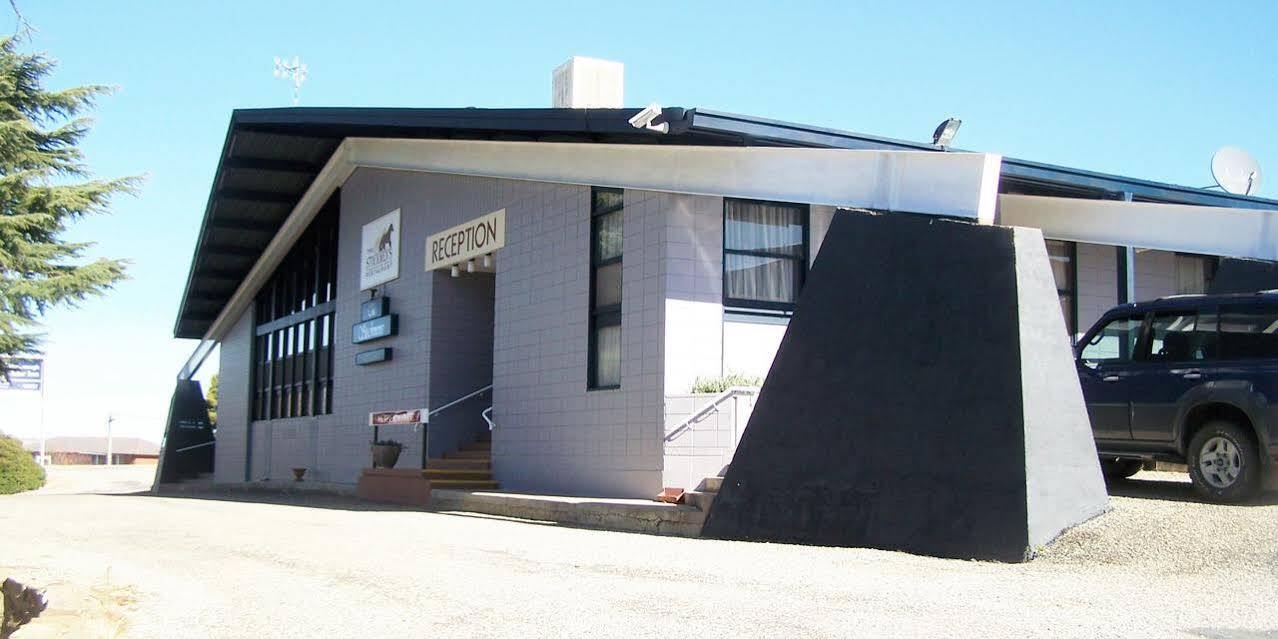 Snow Season Motor Inn Cooma Esterno foto